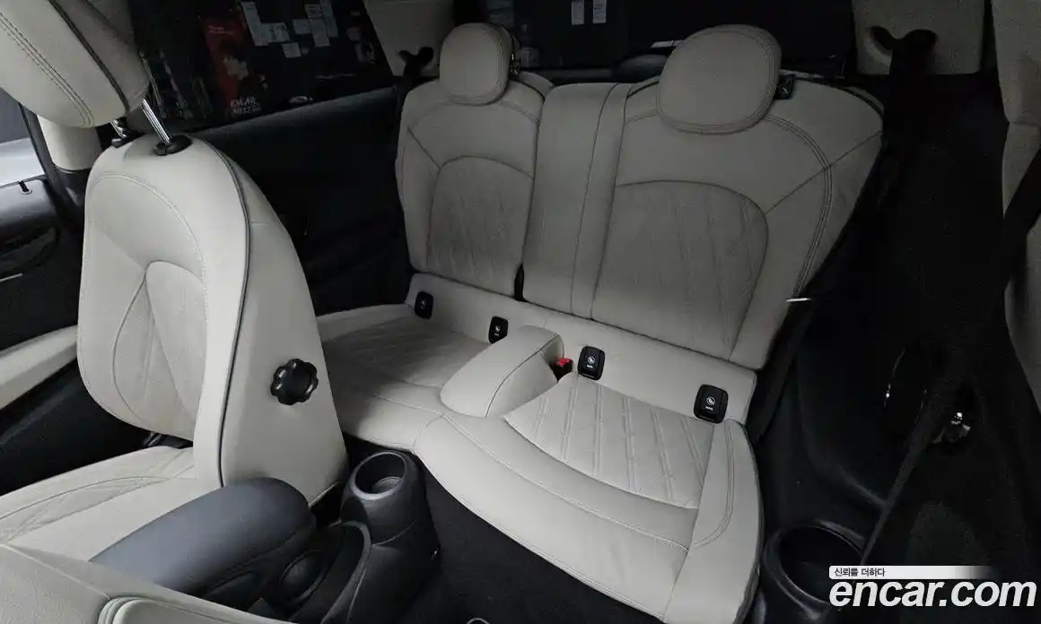 Mini Cooper 2023 2.0 Автомат в Москве № 166969, фото 4