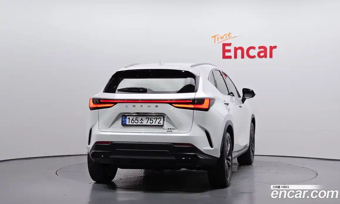 Lexus NX 2025 2.5 Автомат в Москве № 167951, фото 3