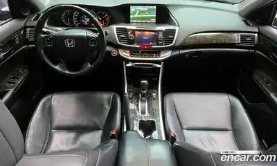 Honda Accord 2015 3.5 Автомат в Москве № 170686, миниатюра 12