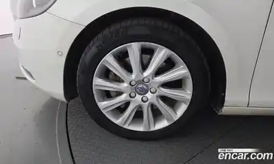 Volvo V40 2016 2.0 Автомат в Москве № 172359, миниатюра 11