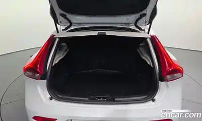 Volvo V40 2016 2.0 Автомат в Москве № 172359, миниатюра 10