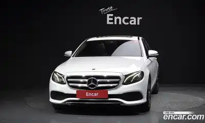Mercedes-Benz E-Class 2019 2.0 Автомат в Москве № 177178, миниатюра 6