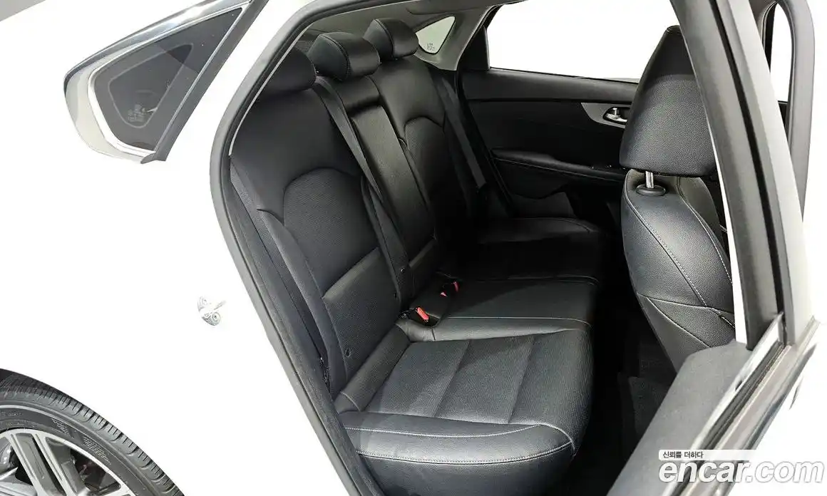 Kia K3 2019 1.6 Автомат в Москве № 18365, фото 17