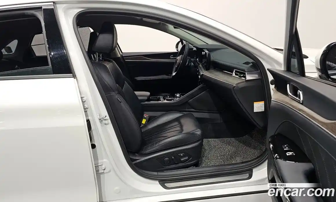 Kia K5 2023 2.0 Автомат в Москве № 18550, фото 17