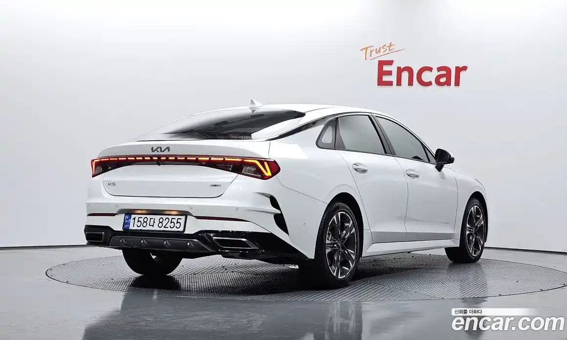 Kia K5 2023 2.0 Автомат в Москве № 18550, фото 3