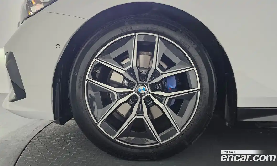 BMW 5-Series 2024 2.0 Автомат в Москве № 187100, фото 8