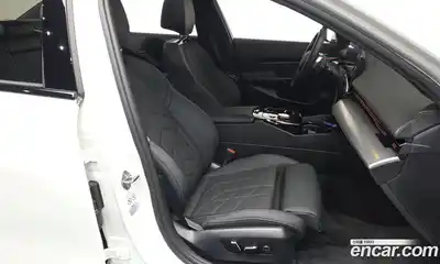 BMW 5-Series 2024 2.0 Автомат в Москве № 187100, миниатюра 9