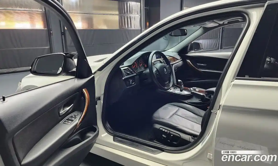 BMW 3-Series 2013 2.0 Автомат в Москве № 192472, фото 20