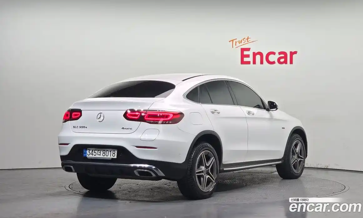 Mercedes-Benz GLC-Class 2021 2.0 Автомат в Москве № 194122, фото 3