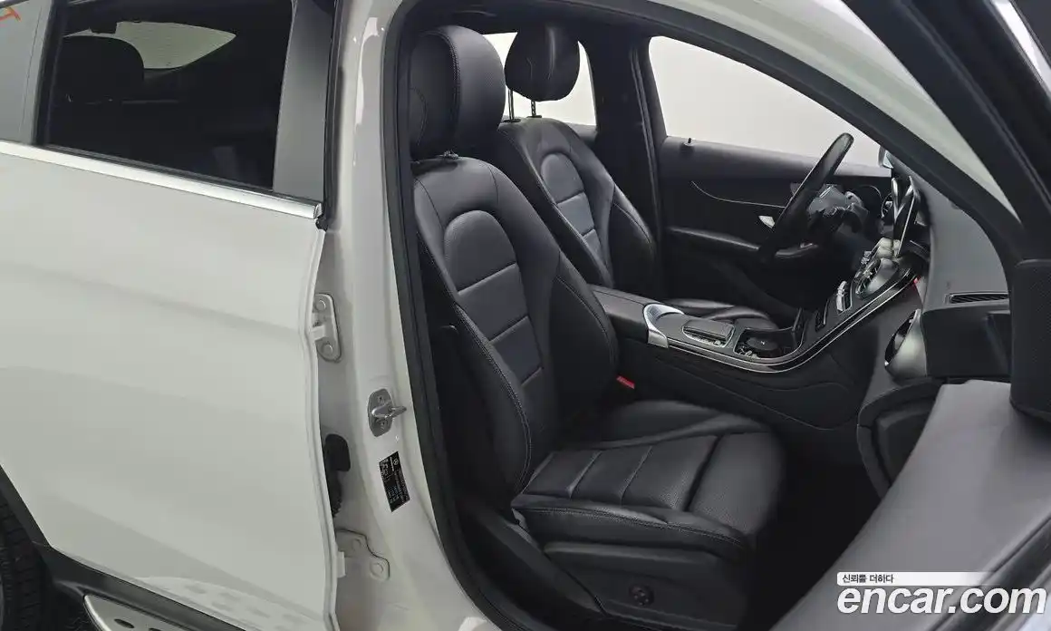 Mercedes-Benz GLC-Class 2021 2.0 Автомат в Москве № 194122, фото 6