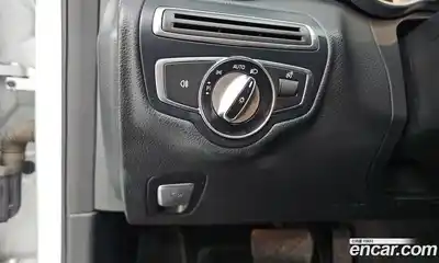 Mercedes-Benz C-Class, 2015