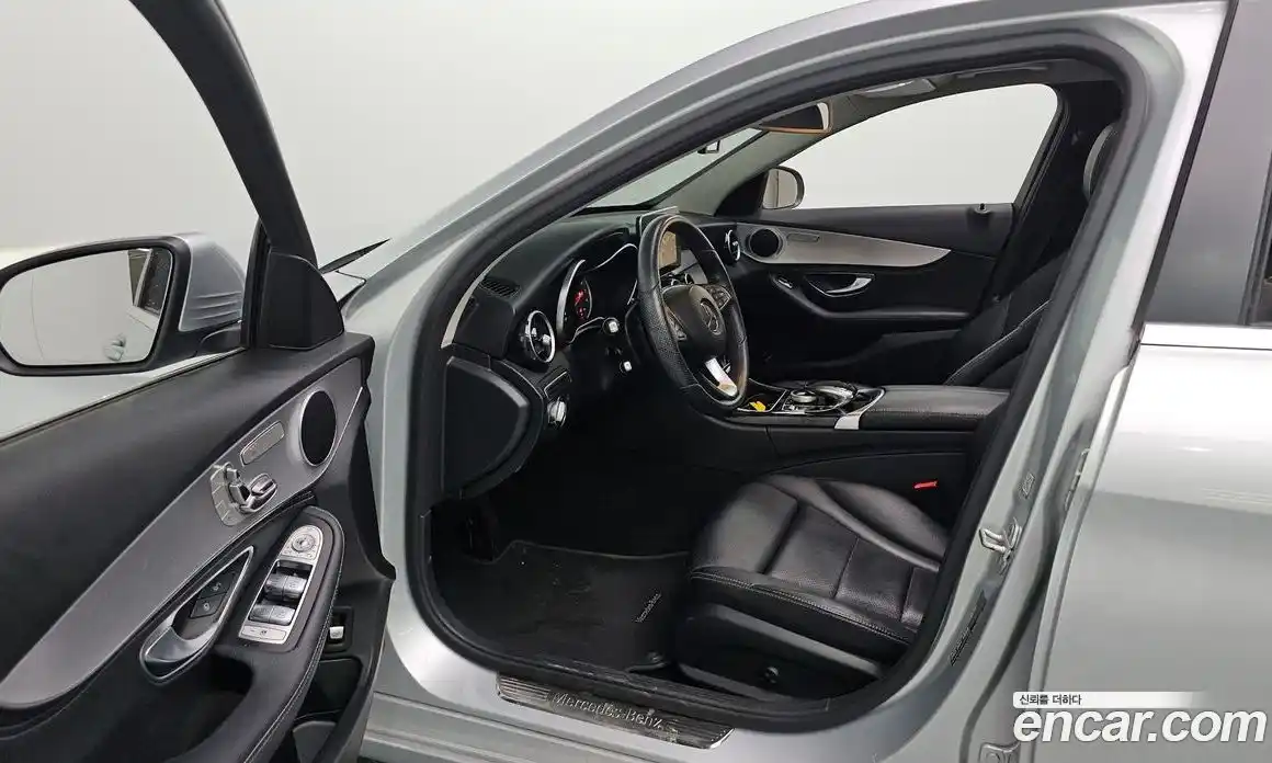 Mercedes-Benz C-Class 2015 2.0 Автомат в Москве № 194349, фото 11