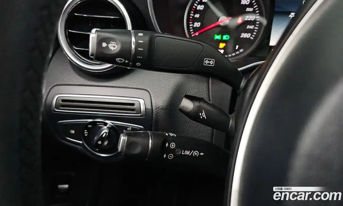 Mercedes-Benz C-Class 2015 2.0 Автомат в Москве № 194349, фото 19