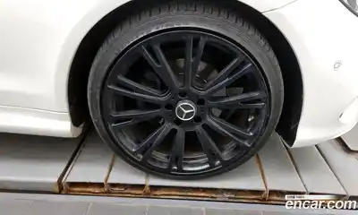 Mercedes-Benz E-Class, 2016