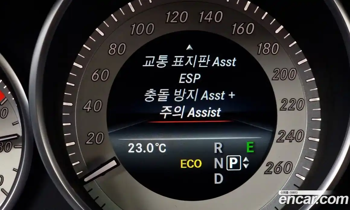 Mercedes-Benz E-Class 2016 2.0 Автомат в Москве № 195614, фото 9