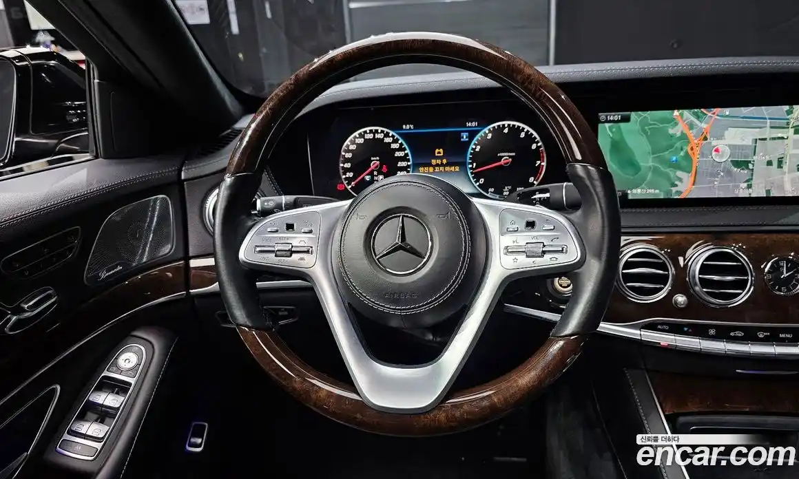 Mercedes-Benz S-Class 2018 4.0 Автомат в Москве № 195660, фото 3