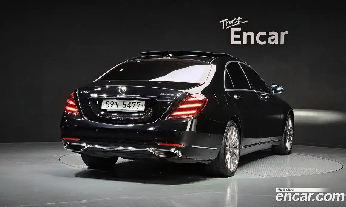 Mercedes-Benz S-Class 2018 4.0 Автомат в Москве № 195660, фото 7