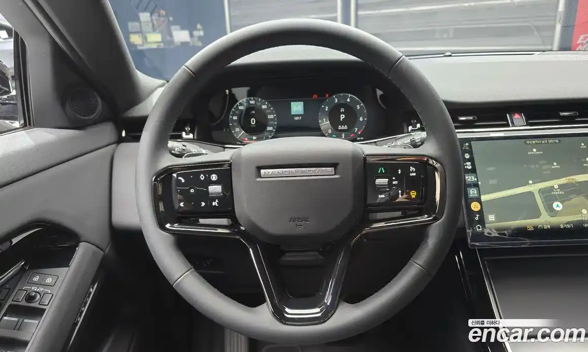 Land Rover Range-Rover Evoque 2026 2.0 Автомат в Москве № 198059, фото 15