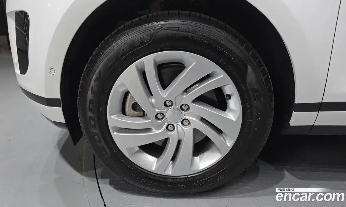 Land Rover Range-Rover Evoque 2026 2.0 Автомат в Москве № 198059, фото 19