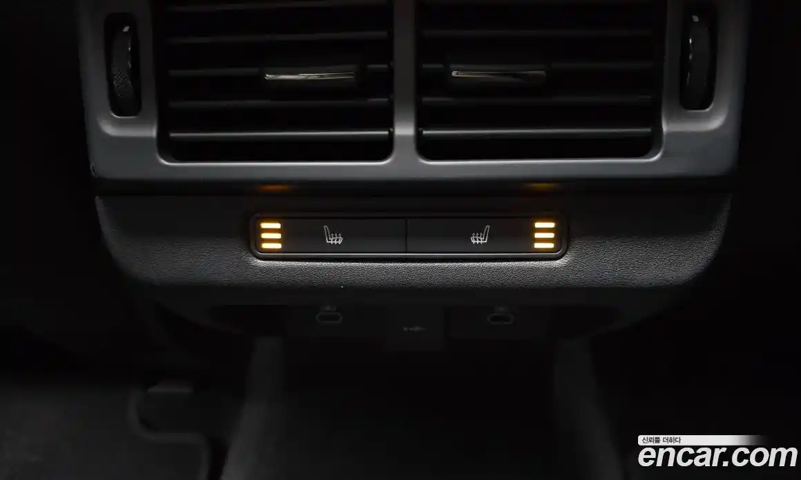 Land Rover Range-Rover Evoque 2026 2.0 Автомат в Москве № 198059, фото 9