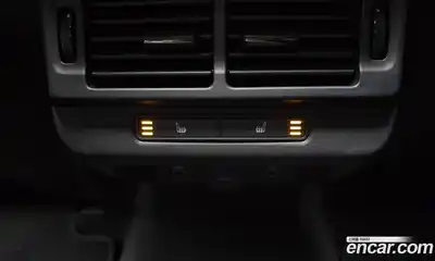 Land Rover Range-Rover Evoque 2026 2.0 Автомат в Москве № 198059, миниатюра 9