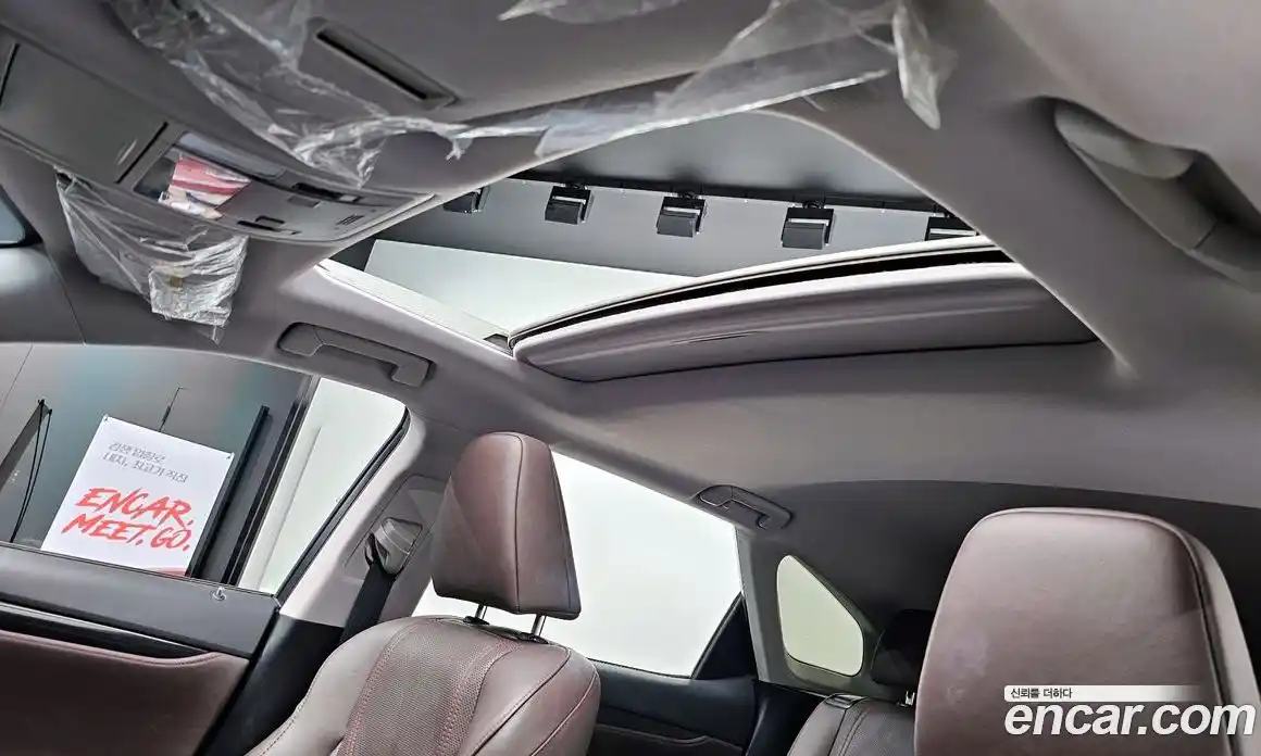 Lexus RX 2021 3.5 Автомат в Москве № 198908, фото 6