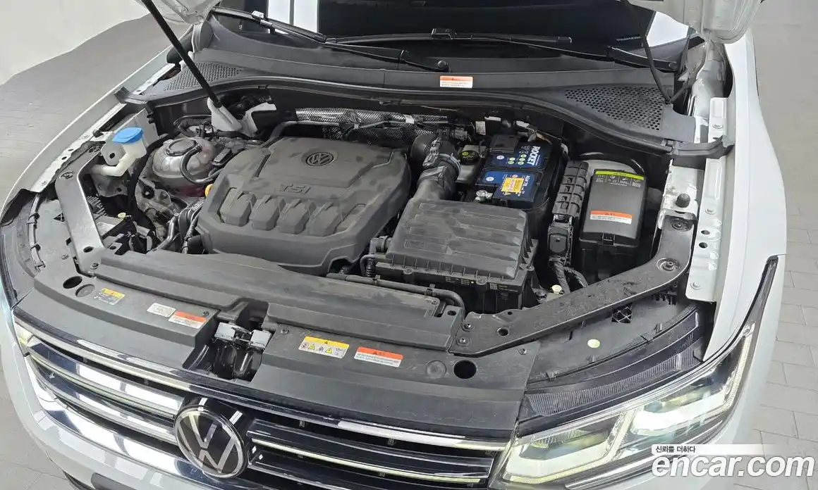 Volkswagen Tiguan 2023 2.0 Автомат в Москве № 198934, фото 13