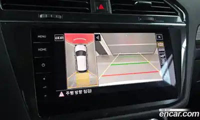 Volkswagen Tiguan 2023 2.0 Автомат в Москве № 198934, миниатюра 10