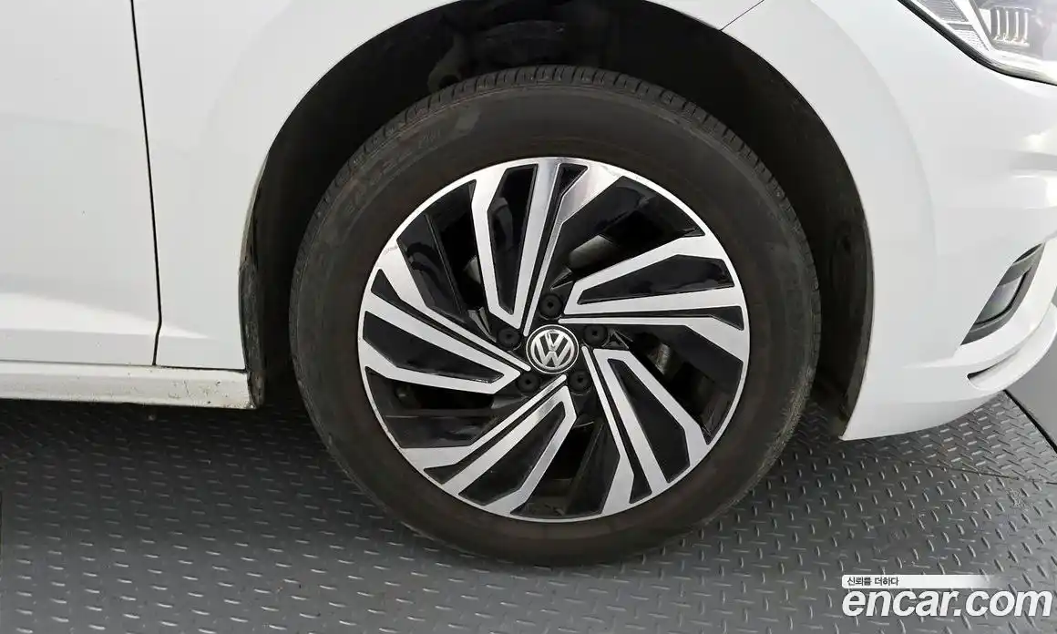 Volkswagen Jetta 2021 1.4 Автомат в Москве № 198956, фото 3