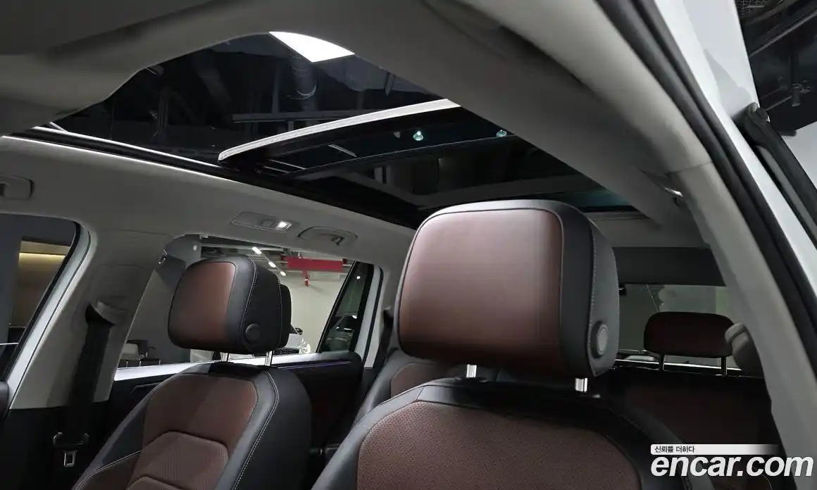 Volkswagen Tiguan 2023 2.0 Автомат в Москве № 198997, фото 3