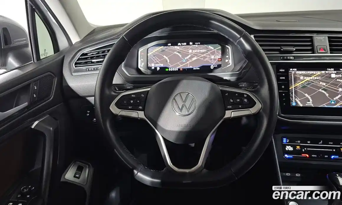 Volkswagen Tiguan 2023 2.0 Автомат в Москве № 198997, фото 6