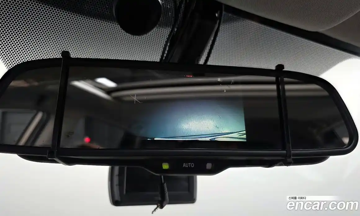 Toyota RAV4 2015 2.5 Автомат в Москве № 199629, фото 17