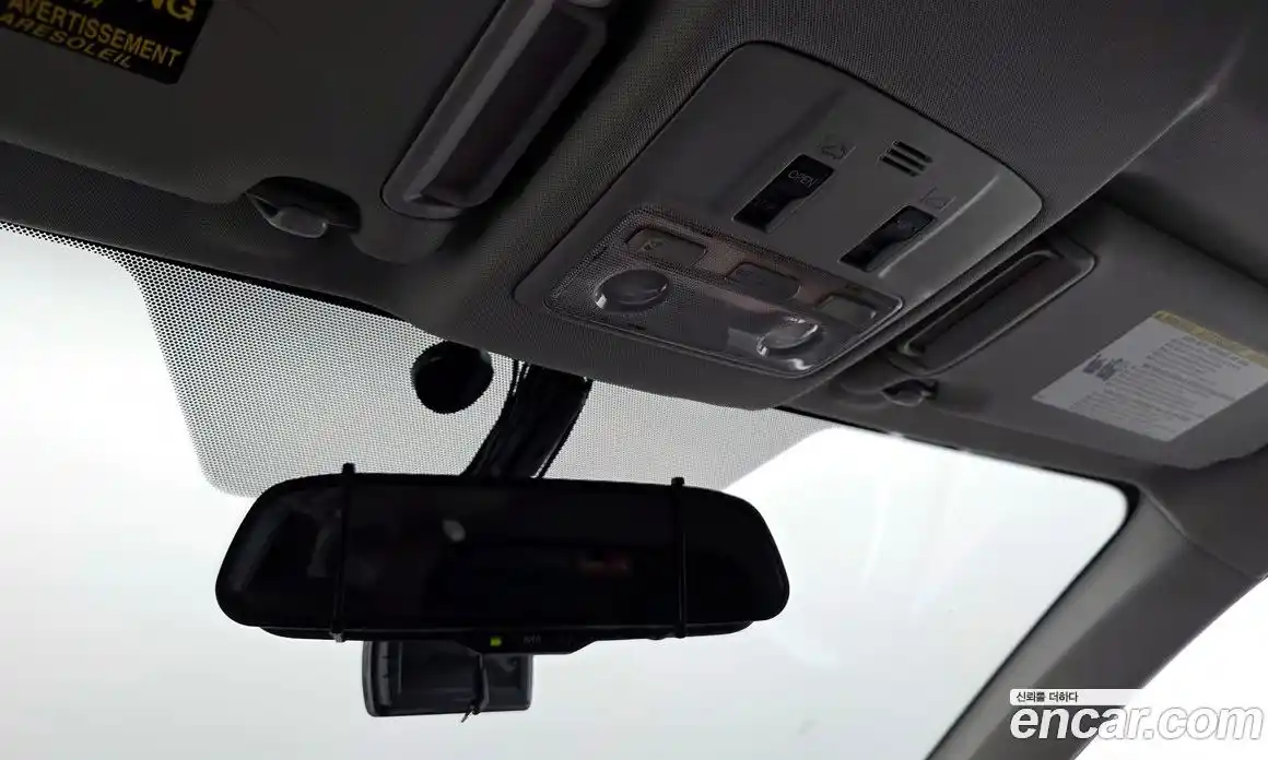 Toyota RAV4 2015 2.5 Автомат в Москве № 199629, фото 19