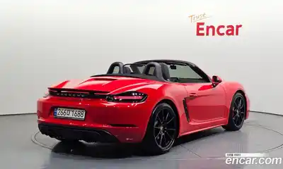 Porsche 718, 2024