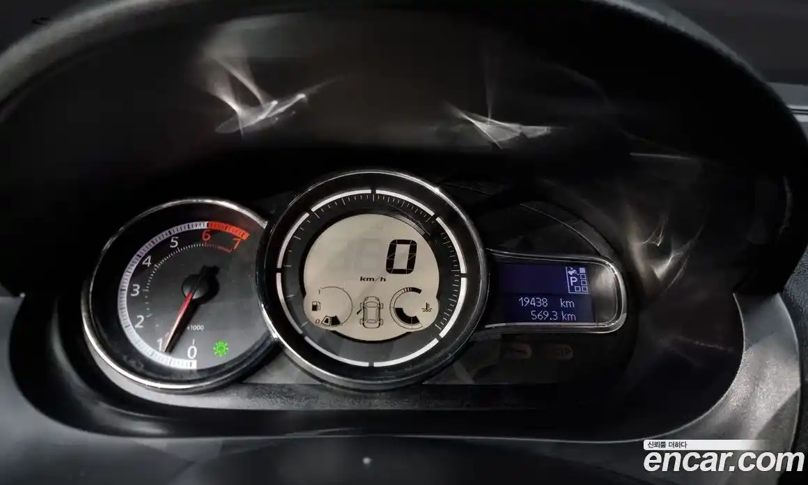 Renault SM3 2018 1.6 Автомат в Москве № 204680, фото 10