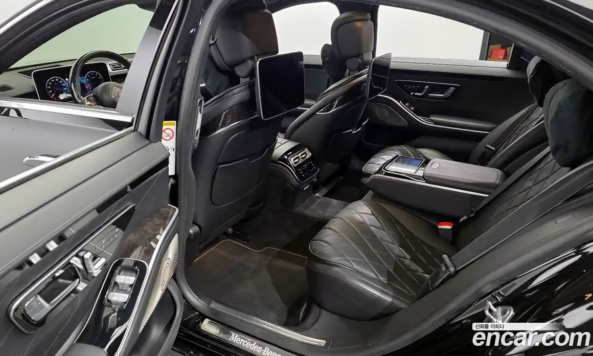 Mercedes-Benz S-Class 2021 4.0 Автомат в Москве № 209280, фото 17