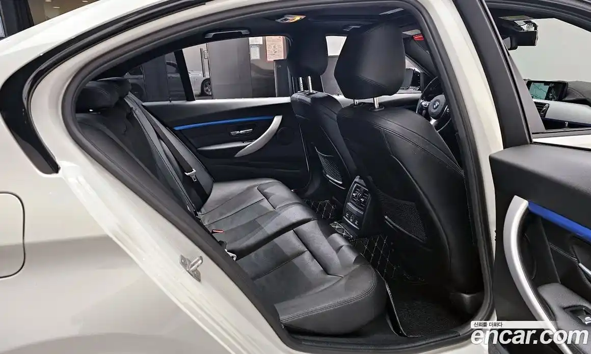 BMW 3-Series 2017 2.0 Автомат в Москве № 211421, фото 3