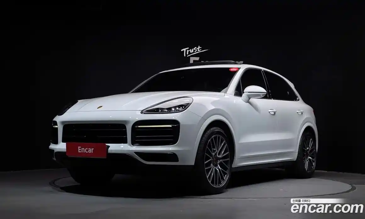 Porsche Cayenne 2021 3.0 Автомат в Москве № 213162, фото 6