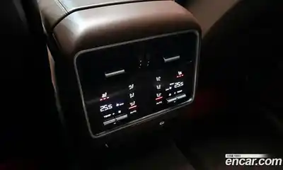 Porsche Cayenne 2021 3.0 Автомат в Москве № 213162, миниатюра 10