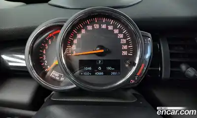 Mini Cooper 2020 1.5 Автомат в Москве № 214241, миниатюра 3