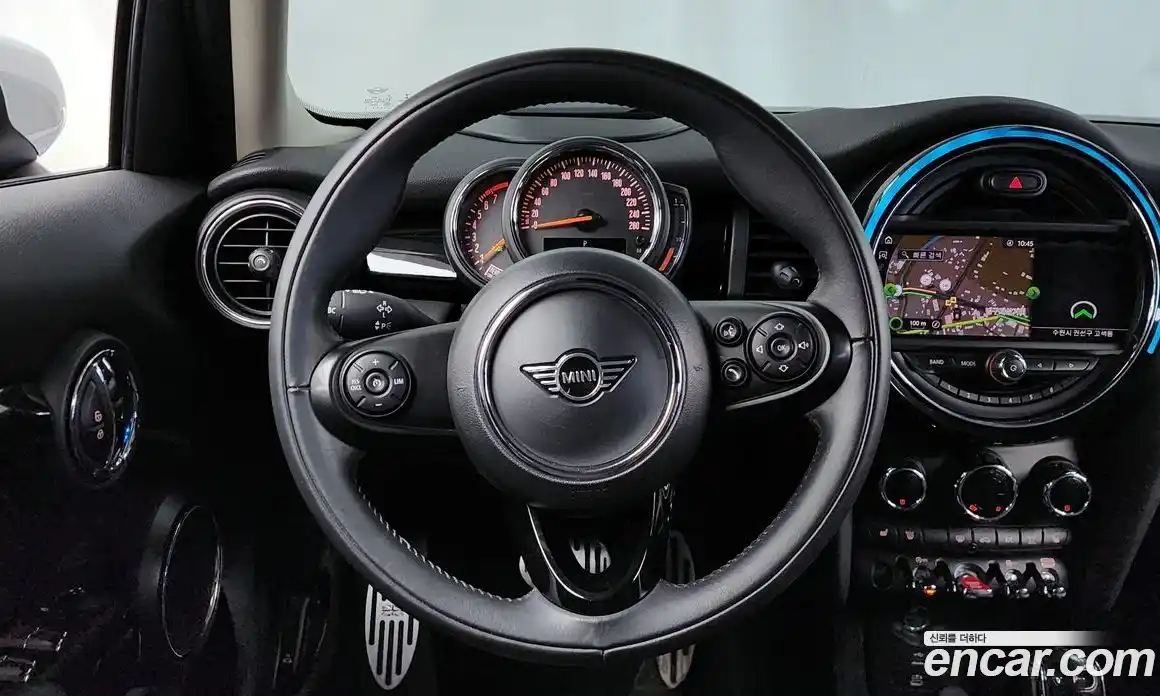 Mini Cooper 2020 1.5 Автомат в Москве № 214241, фото 8