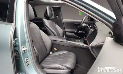 Mercedes-Benz E-Class 2024 2.0 Автомат в Москве № 220866, миниатюра 11