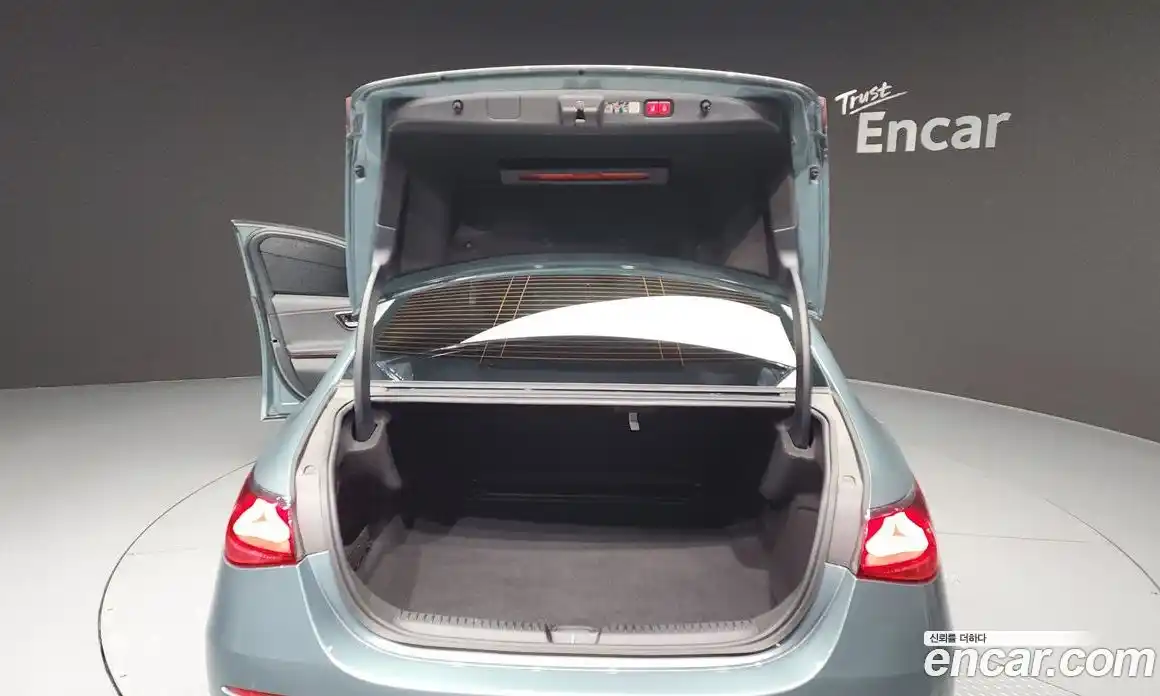 Mercedes-Benz E-Class 2024 2.0 Автомат в Москве № 220866, фото 20