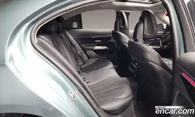 Mercedes-Benz E-Class 2024 2.0 Автомат в Москве № 220866, миниатюра 6