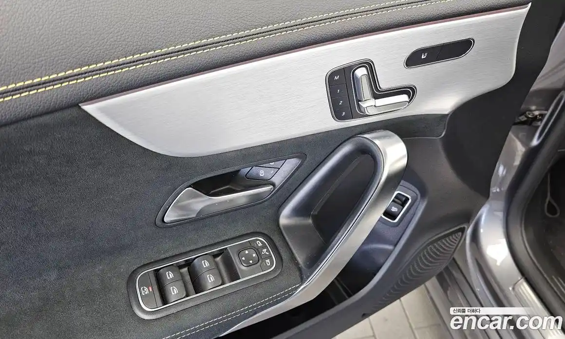 Mercedes-Benz CLA-Class 2021 2.0 Автомат в Москве № 221032, фото 6