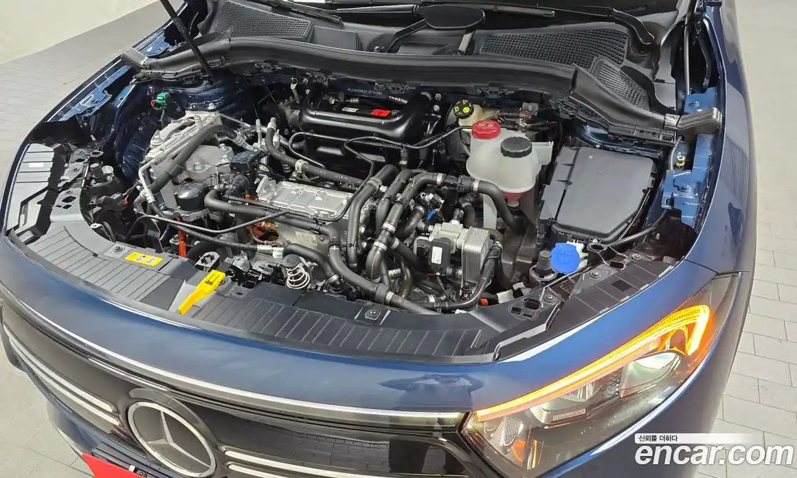 Mercedes-Benz EQA 2023 0.2 Автомат в Москве № 229385, фото 16