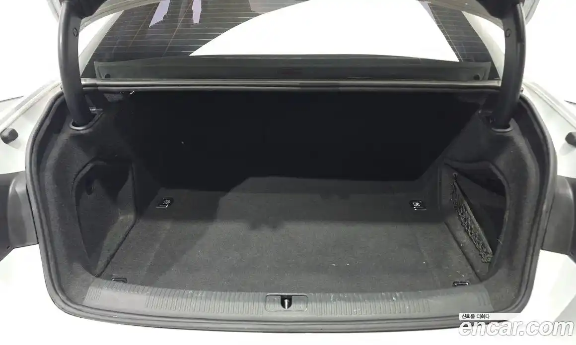 Audi A4 2018 2.0 Автомат в Москве № 230152, фото 13