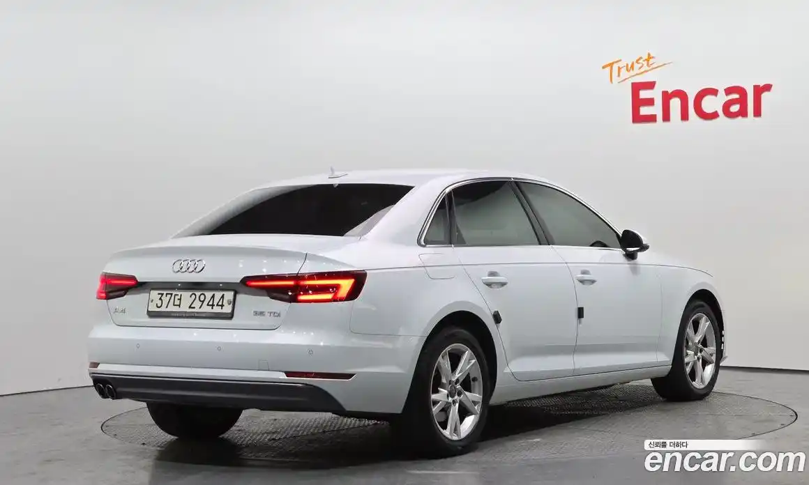 Audi A4 2018 2.0 Автомат в Москве № 230152, фото 7