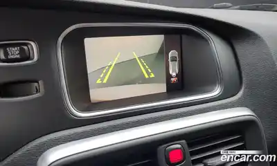 Volvo V40 2018 2.0 Автомат в Москве № 230664, миниатюра 3