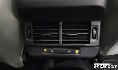 Land Rover Range-Rover Evoque 2025 2.0 Автомат в Москве № 231149, миниатюра 11